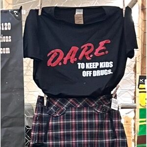 New Dare to keep kids off drugs vintage style tshirt